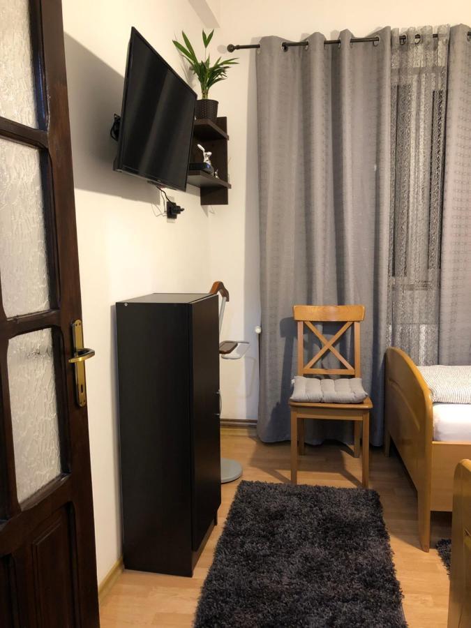 Appartement Apartament Basak 2 à Deva Extérieur photo